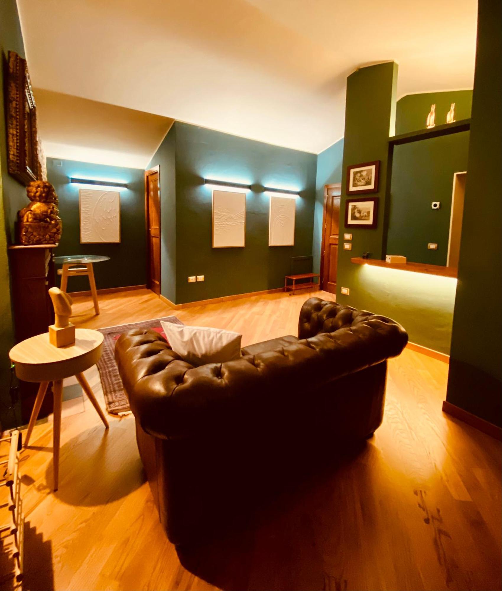 Vermaaten Boutique Amber Apartment *